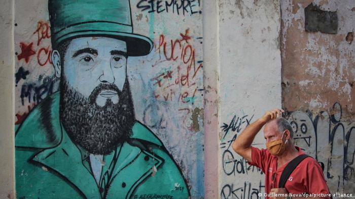 Kuba Coronavirus | Wandbild von Fidel Castro