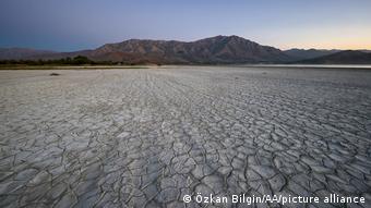 Ξηρασία στη λίμνη Βαν Ξηρασία στη λίμνη Βαν