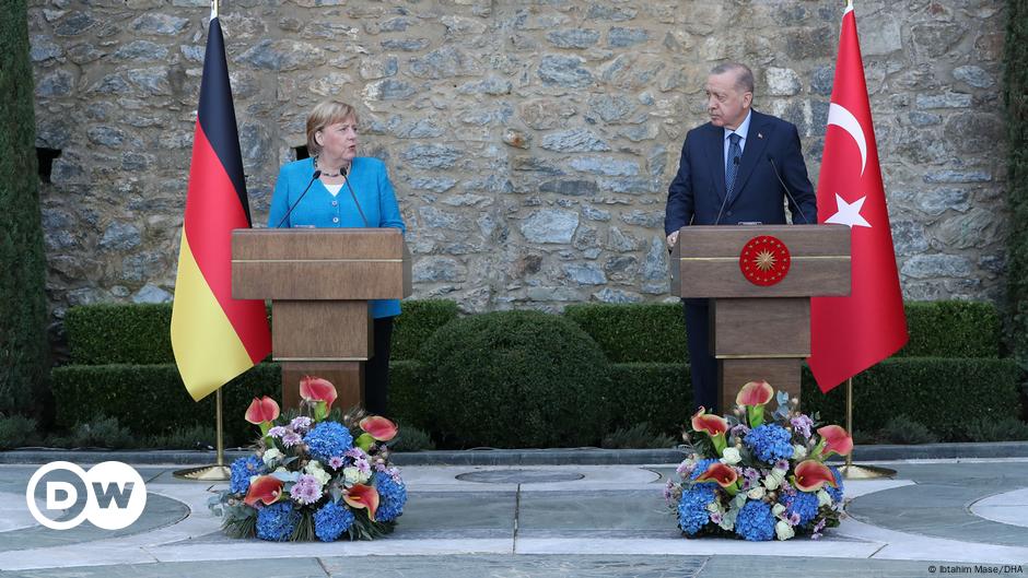Merkel verspricht deutsche Unterstützung für die Türkei  Europa  DW