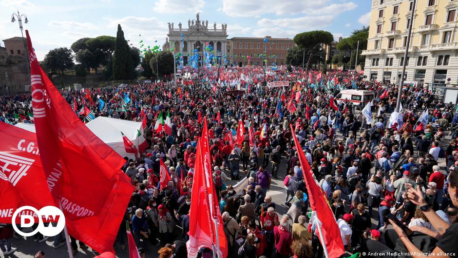 Massendemo gegen Neofaschisten in Rom
