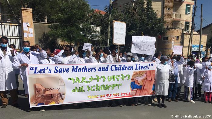 Heath workers stage a protest outside the UN office in Mekele.
