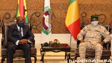 Besuch der ghanaischen Präsidentin Nana Akufo-Addo in Bamako am Sonntag, 18. Oktober 2021
Er wurde vom Übergangspräsidenten Assimi Goïta begrüßt.
Copyright: 