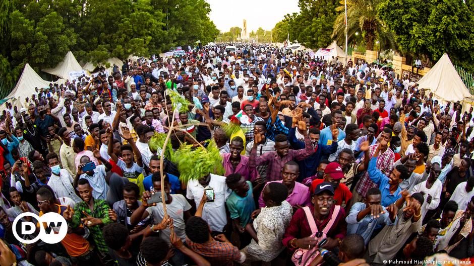 Sudans Regierung beruft Krisenstab gegen Proteste