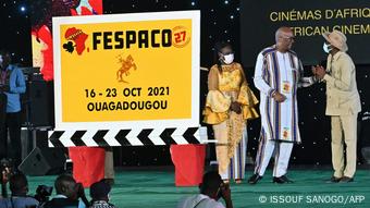 La 27è édition du plus grand festival de cinéma africain, le Fespaco, a été lancée à Ouagadougou lors d'une cérémonie mêlant spectacles et discours officiels en présence du président Roch Marc Christian Kaboré.