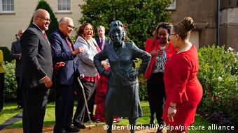 Ενριέτα Λακς Μπρίστολ συγγενείς Ενριέτα Λακς Μπρίστολ συγγενείς