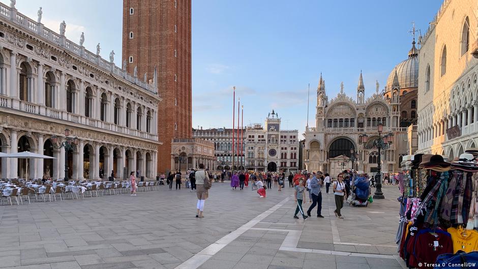 Can turnstiles save Venice from sinking? | Culture | Arts, music and lifestyle reporting from Germany | DW - Vimarsana News
