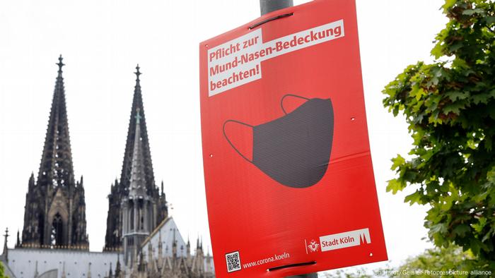 Maskenpflicht in Deutschland | Hinweisschild in Köln