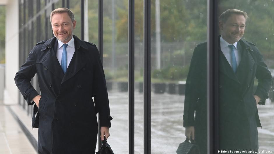 Christian Lindner: The FDP′s clever tactician is set to become Finance Minister | Germany | News and in-depth reporting from Berlin and beyond | DW - Vimarsana News