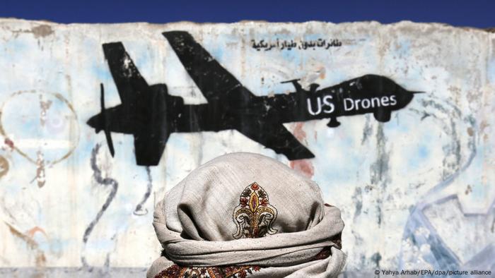 Graffiti de un dron estadounidense en Sana´a, la capital de Yemen