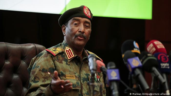 Armeechef Abdel Fattah al-Burhan und seine Militärs rissen am Montag die Macht an sich 