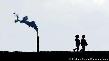 Extremistische Parteien in Deutschland im Aufwind