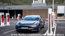 Leria, Norway. 26th., September 2021. A TESLA Model 3 seen at a charging station in Leria. (Photo credit: Gonzales Photo - Kim M. Leland).
