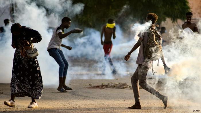 Sudan'da orduyu protesto gösterilerinin bugün doruk noktasına ulaşması bekleniyor 