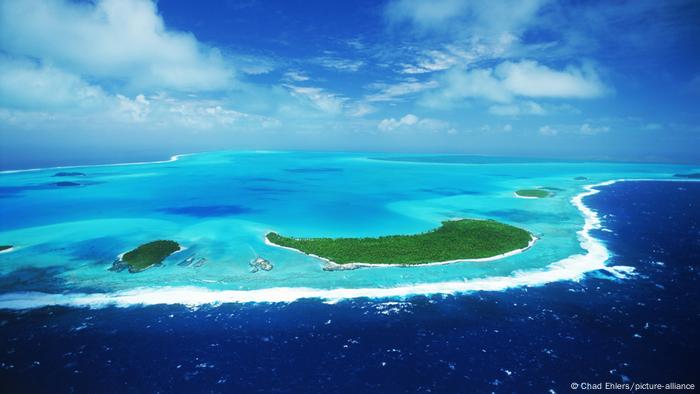 unbiased news Aerial view of the Cook Islands with their white sand beaches