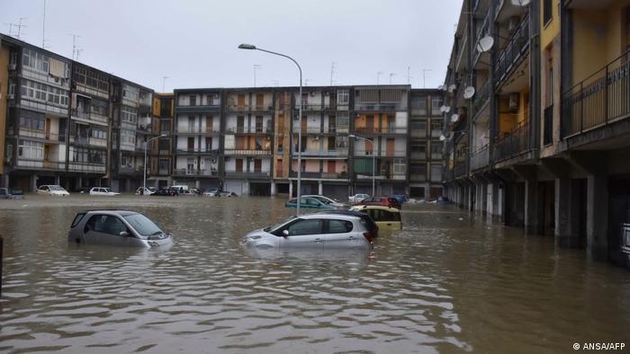 Inundaciones en el centro de Catania.
