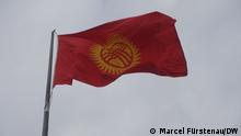 Oktober 2021
Kirgistan | Die Flagge des zentralasiatischen Staates Kirgistan mit der stilisierten Darstellung des Daches einer kirgisischen Jurte.