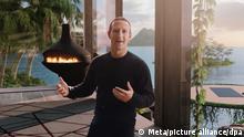 Facebook-Gründer Mark Zuckerberg stellt bei der hauseigenen virtuellen Konferenz Connect 2021 den neuen Namen des Unternehmens vor. Der Facebook-Konzern gibt den Namen Meta und will die Kommunikationsplattform der Zukunft entwickeln. Die Dachmarke Meta soll künftig über Diensten wie Facebook und Instagram stehen, wie Firmengründer Mark Zuckerberg bekanntgab. +++ dpa-Bildfunk +++