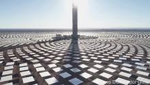 Magazin Global 3000 vom 01.11.2021.
Chile: In einem Modellprojekt werden in der Atacama-Wüste Kohlekraftwerke zu Speichern für Solarenergie umgebaut.