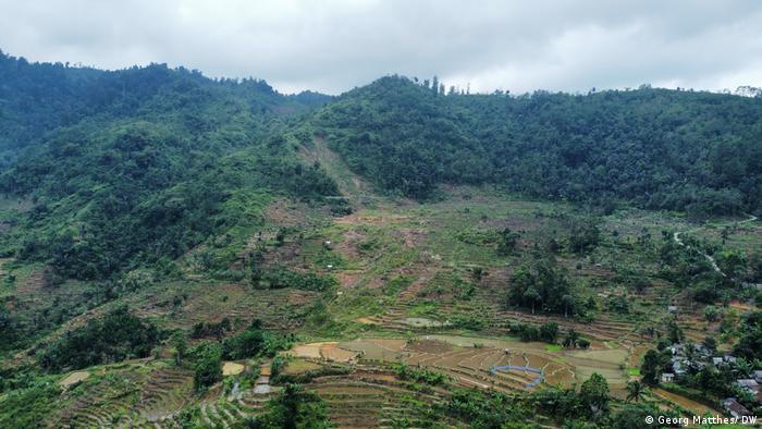 Longsor di lahan persawahan di Jawa Barat, pada Oktober 2021