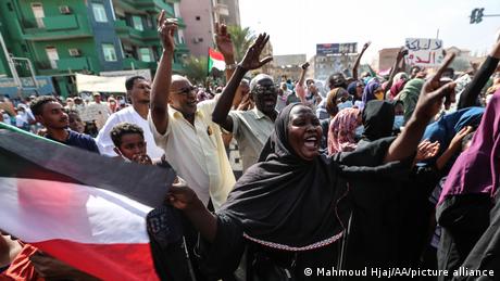 Tote bei Massenprotesten im Sudan