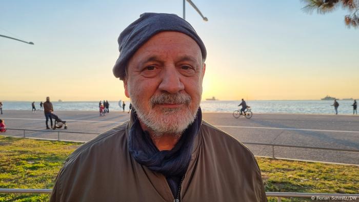 Τούρκικο Ziaristul Ragip Duran trăieşte de cinci ani la Salonic