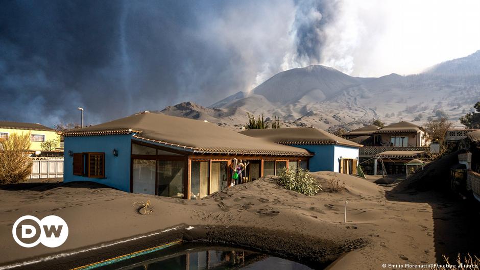 Gunung berapi La Palma: Abu yang lebat memaksa penduduk di dalam |  Berita |  DW