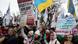 Учасники антивакцинаторського мітингу у Києві, 3 листопада Учасники антивакцинаторського мітингу у Києві, 3 листопада