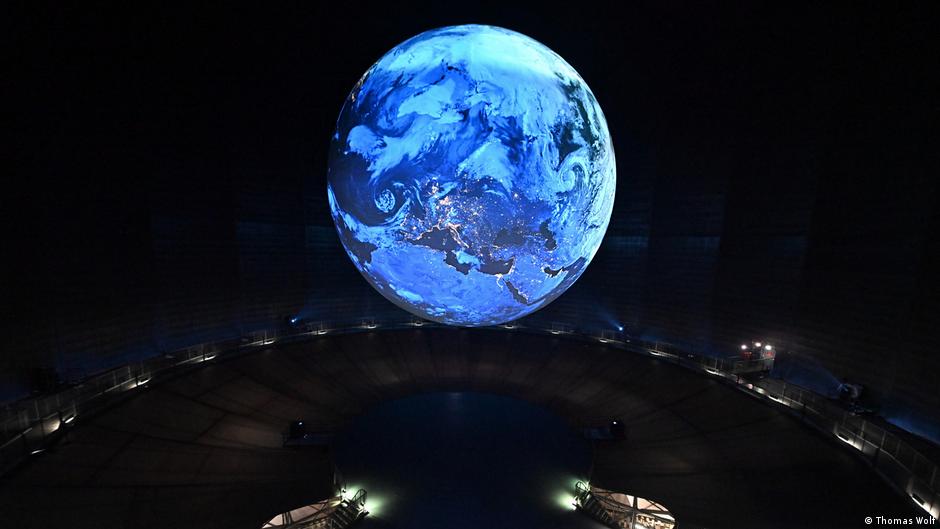 Una foto increíble lo comprueba: ¡la Tierra (no) es plana! | Ciencia y  Ecología | DW 