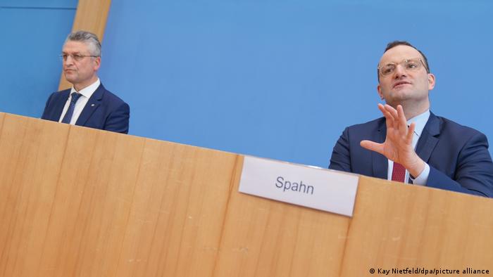 Lothar Wieler and Jens Spahn address a press conference in Berlin
