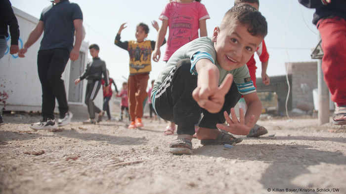 Children at the Mam Rashan camp