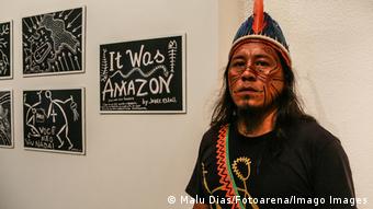 Jaider Esbell, artiste et activiste amazonien I Il défend l'Amazonie brésilienne qui perd 10.000 km2 de forêt par an.