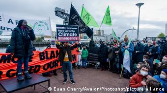 COP26 | internationaler Klimagipfel in Glasgow | Fridays For Future Demonstration Aktivisten