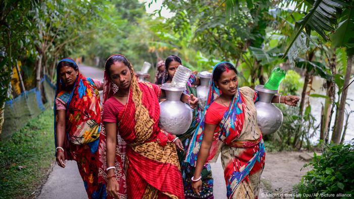 Bangladesh: How climate-resilient farming is empowering women