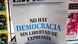 Foto simbólica de un periódico que muestra en su portada la frase "No hay democracia sin libertad de expresión" en una imagen de archivo. Foto simbólica de un periódico que muestra en su portada la frase "No hay democracia sin libertad de expresión" en una imagen de archivo.