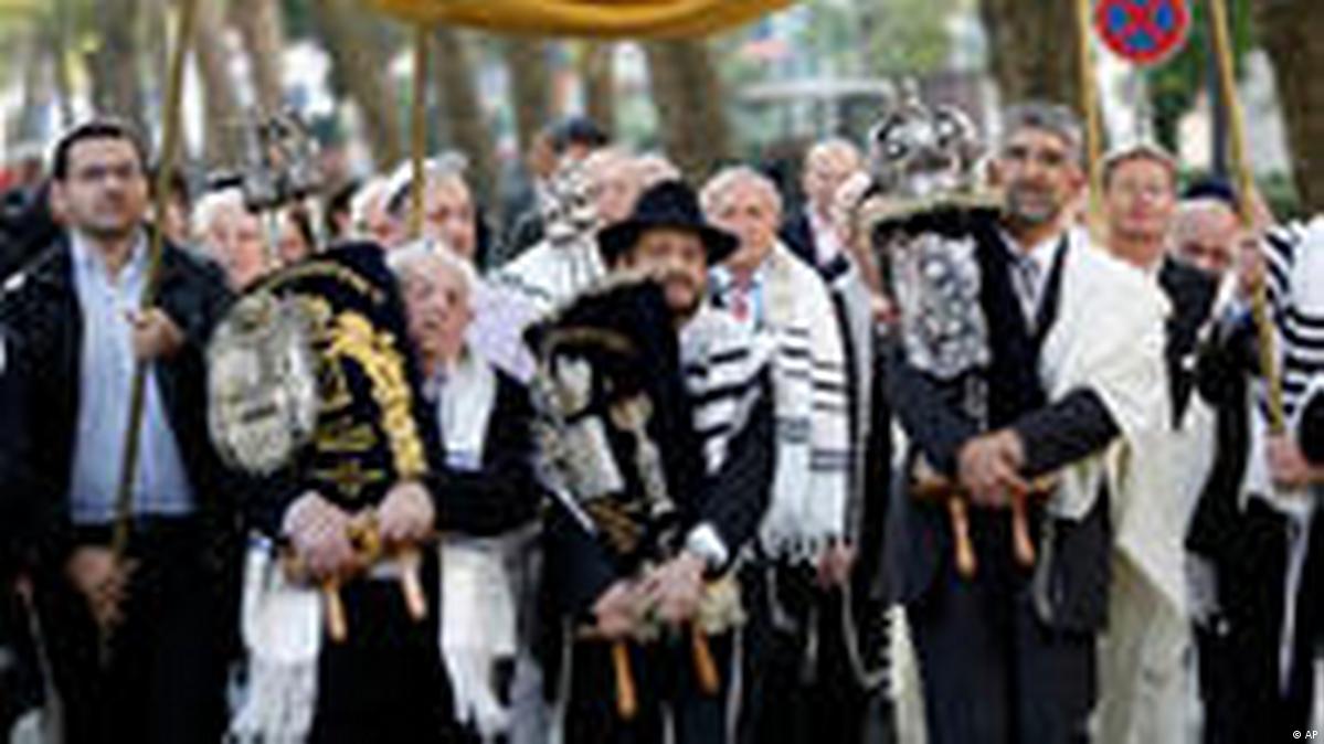 Jewish revival DW 09/04/2010