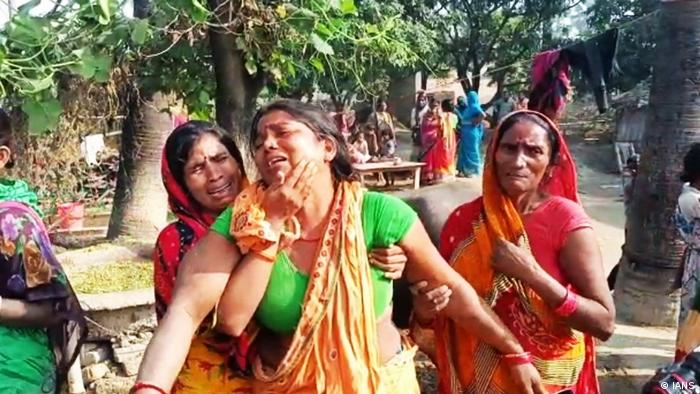 बिहार में शराबबंदी, फिर भी इससे जा रही लोगों की जान | भारत | DW | 05.11.2021