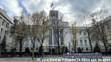 05.11.2021
BERLIN, GERMANY NOVEMBER 5, 2021: A view of the Russian embassy. On 19 October 2021 a Russian diplomat was found dead outside the embassy. Vyacheslav Filippov/TASS PUBLICATIONxINxGERxAUTxONLY TS116DD7