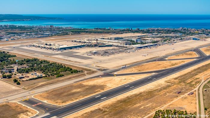 The runway at Palma de Mallorca airport