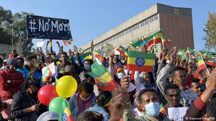 Partisans du pouvoir mobilisés à Addis Abeba, le 7 novembre 2021
