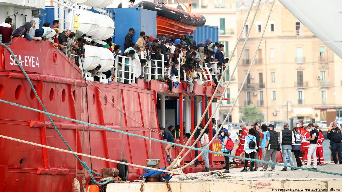 Migrant Rescues Germany defends end to funding Mediterranean migrant rescues