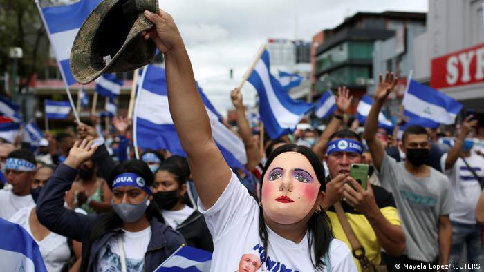 Costa Rica | Nicaraguaner im Exil demonstrieren gegen die Präsidentschaftswahlen in Nicaragua