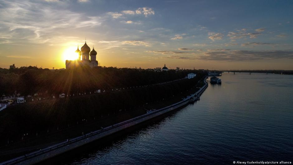 У Ярославлі загорівся один із найбільших у Росії НПЗ