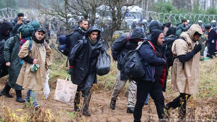 Polonya′da sığınmacı krizi: Sınır kapatıldı | Avrupa | DW | 09.11.2021