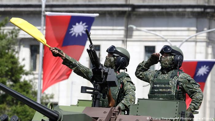 2022年底，台湾总统蔡英文宣布将4个月义务兵役将延长至1年