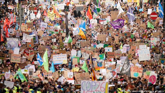 Des manifestations en amont de la COP26 
