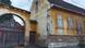 Casă cu faţada afectată în localitatea Cristian, din judeţul Sibiu Casă cu faţada afectată în localitatea Cristian, din judeţul Sibiu