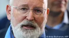 European Commission vice president Frans Timmermans speaks during an EU press conference at the COP26 UN Climate Change Conference in Glasgow on November 11, 2021. - COP26 President Alok Sharma said there was still an array of unfinished business at the crunch UN climate summit on Thursday as scientists urged negotiators to heed their warnings for the need for urgent action to global warming. (Photo by ANDY BUCHANAN / AFP)