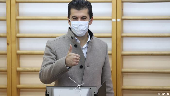 Ще има ли България най-после редовен кабинет? Оттук нататък са