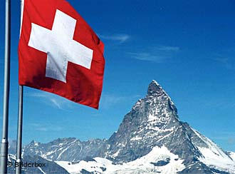 Švicarska zastava na Alpama