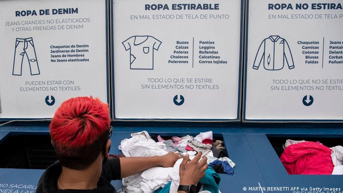 Un contenedro de ropa de la empresa Ecotex en Chile